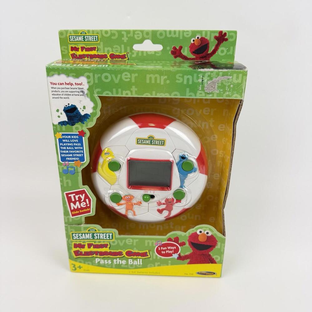 Sesame Street Elmos World Elmo My First TV Game Pass The Ball Plug Play 2005